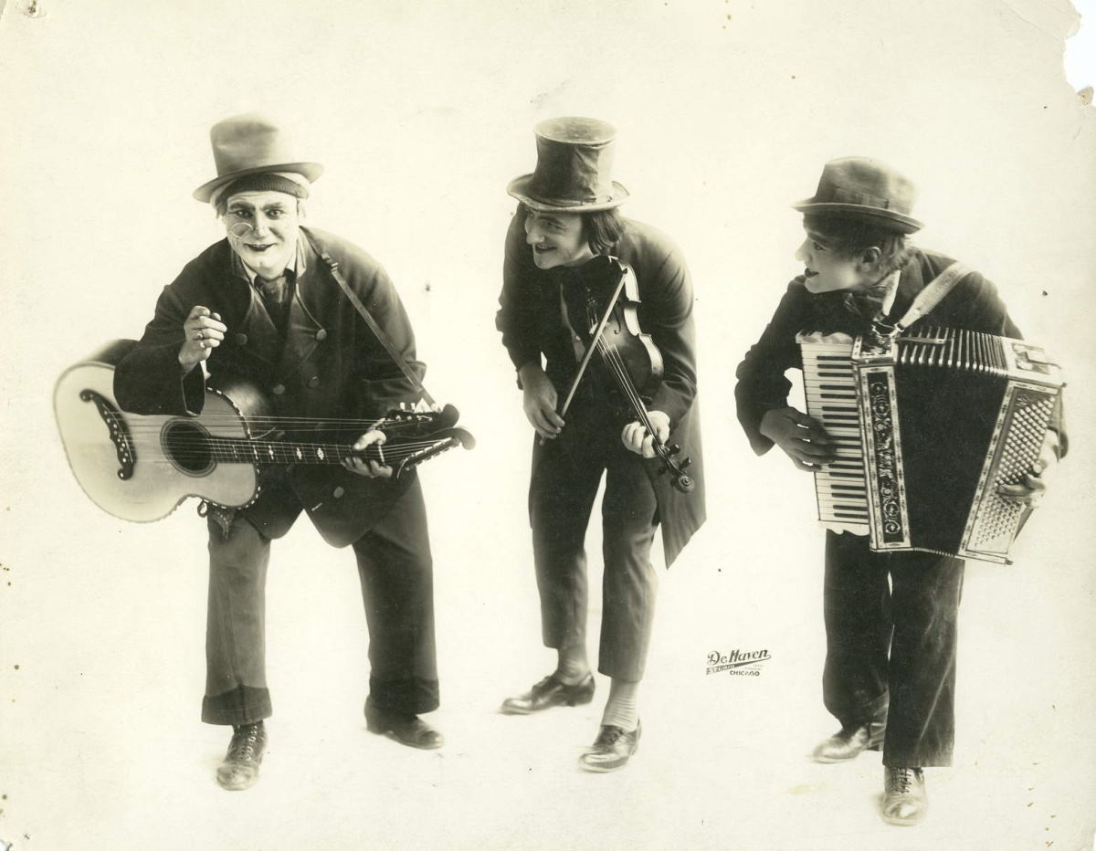 The Three Vagrants. John Bergamasco, Charley Lucotti and Frank Lucanese. c.1912 (nicklucas.com)